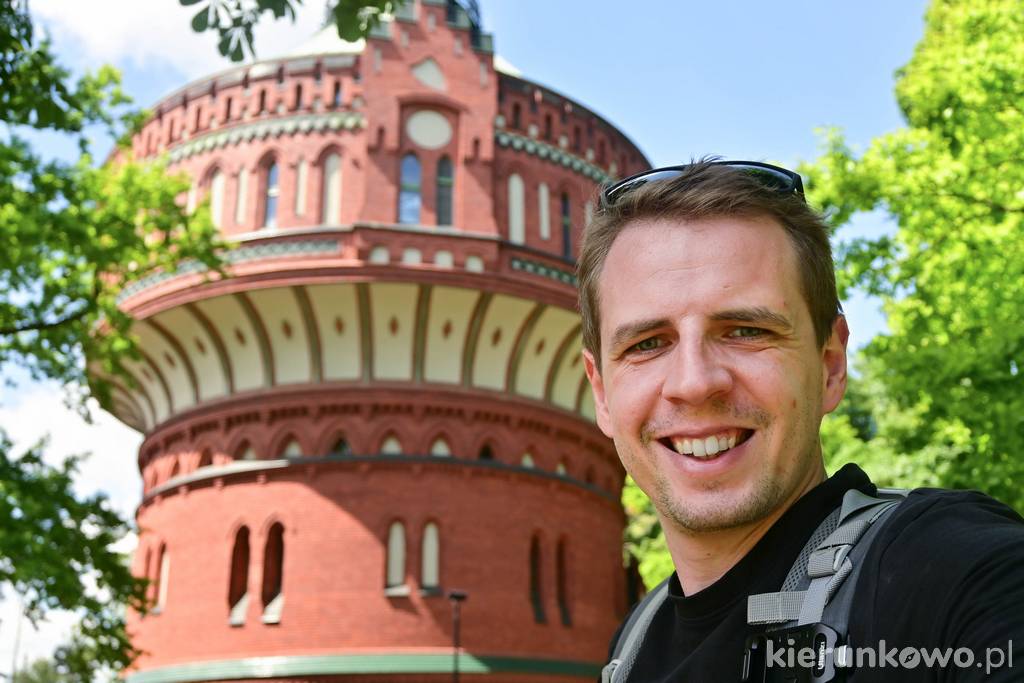 Pod bydgoską Wieżą Ciśnień