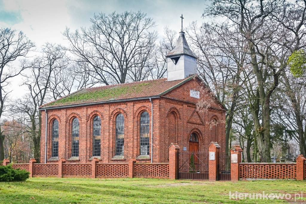 Kościół ewangelicko-augsburski w Nowej Kaźmierce k. Chocza co zobaczyć w choczu