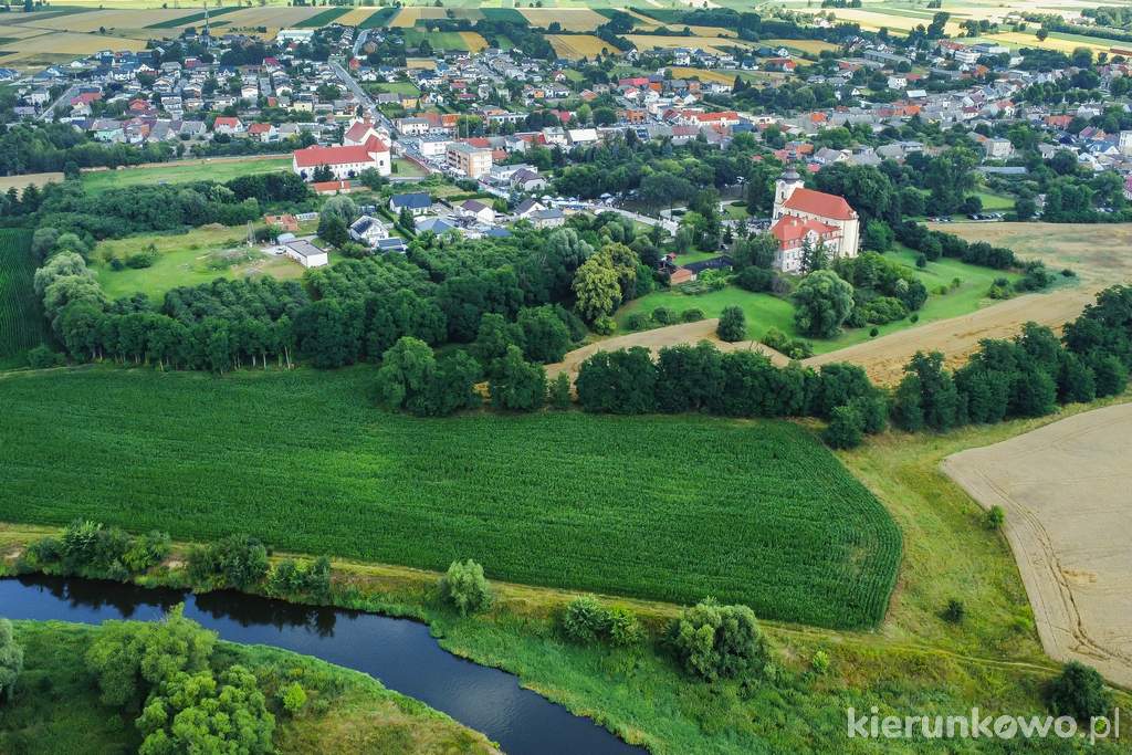 Chocz z lotu ptaka Co zobaczyć w Choczu Chocz nad Prosną atrakcje chocz