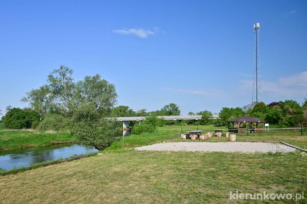 Spływy kajakowe na Prośnie - przystań w Choczu