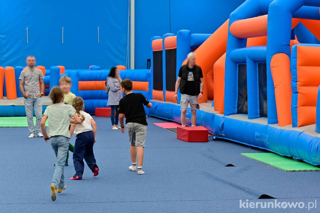 Dmuchańce w Kostrzynie (Centrum Aktywności FRAJDA)