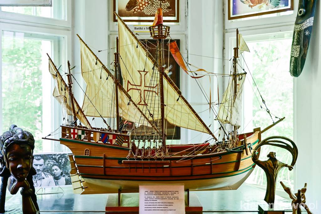 Makieta statku "Santa Maria" w Muzeum Arkadego Fiedlera w Puszczykowie