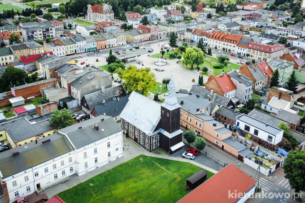 Rakoniewice z lotu ptaka (na pierwszym planie Muzeum Pożarnictwa)