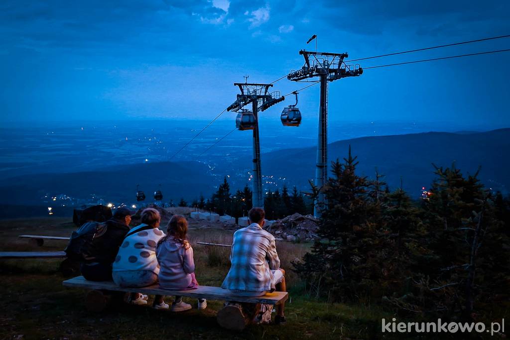 Nocne gondolowanie w SKI&SUN w Świeradowie-Zdroju